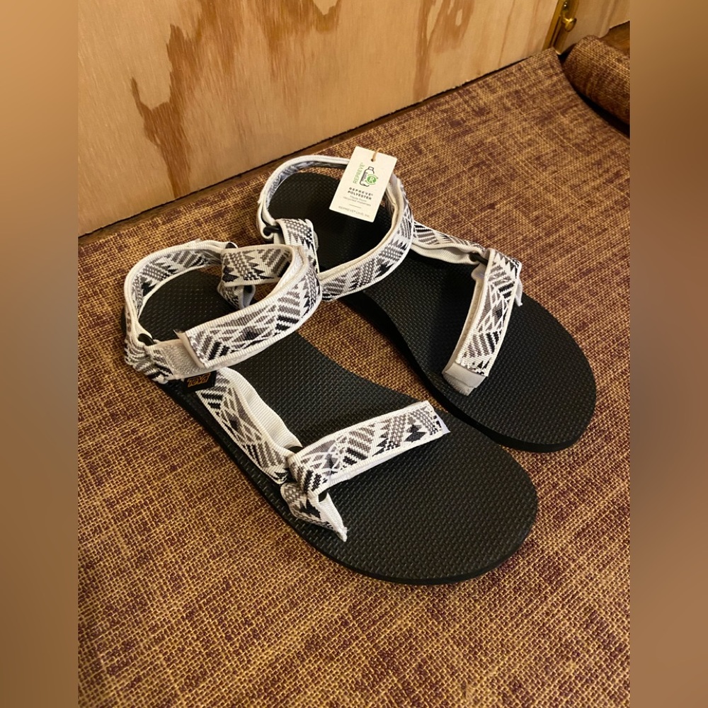 Teva Velcro strap sandals